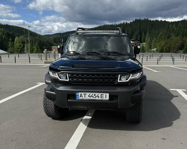 Черный Тойота ФЖ Крузер, объемом двигателя 4 л и пробегом 57 тыс. км за 41500 $, фото 5 на Automoto.ua