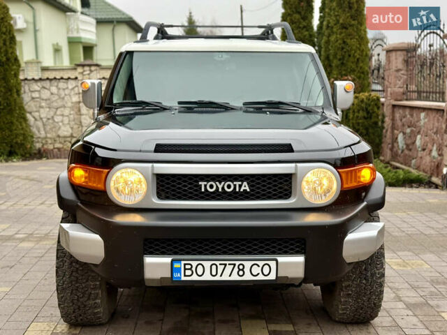 Черный Тойота ФЖ Крузер, объемом двигателя 4 л и пробегом 199 тыс. км за 30239 $, фото 4 на Automoto.ua