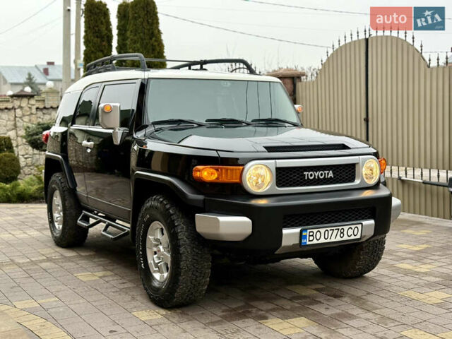 Черный Тойота ФЖ Крузер, объемом двигателя 4 л и пробегом 199 тыс. км за 30239 $, фото 3 на Automoto.ua