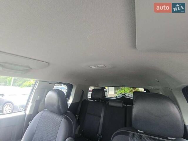 Черный Тойота ФЖ Крузер, объемом двигателя 4 л и пробегом 177 тыс. км за 16000 $, фото 6 на Automoto.ua