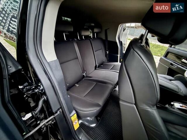 Черный Тойота ФЖ Крузер, объемом двигателя 4 л и пробегом 137 тыс. км за 40900 $, фото 57 на Automoto.ua