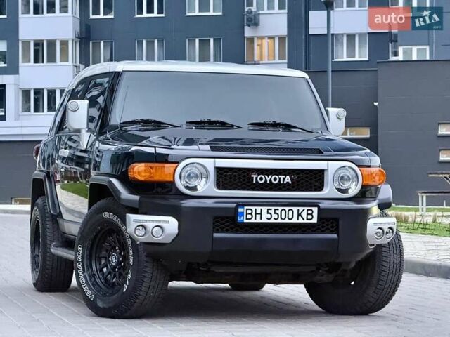 Черный Тойота ФЖ Крузер, объемом двигателя 4 л и пробегом 137 тыс. км за 40900 $, фото 65 на Automoto.ua