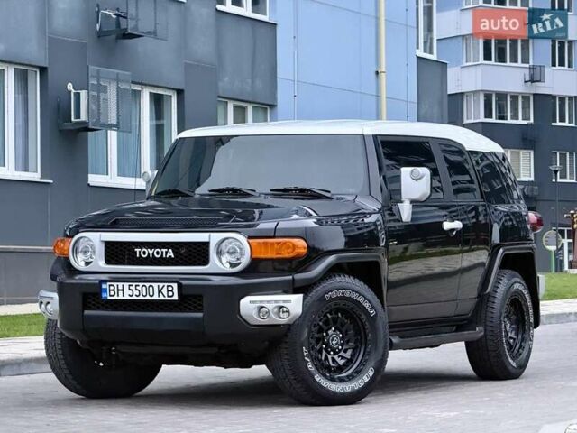 Черный Тойота ФЖ Крузер, объемом двигателя 4 л и пробегом 137 тыс. км за 40900 $, фото 16 на Automoto.ua