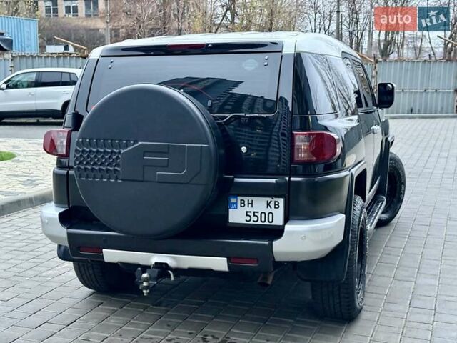 Черный Тойота ФЖ Крузер, объемом двигателя 4 л и пробегом 137 тыс. км за 40900 $, фото 67 на Automoto.ua