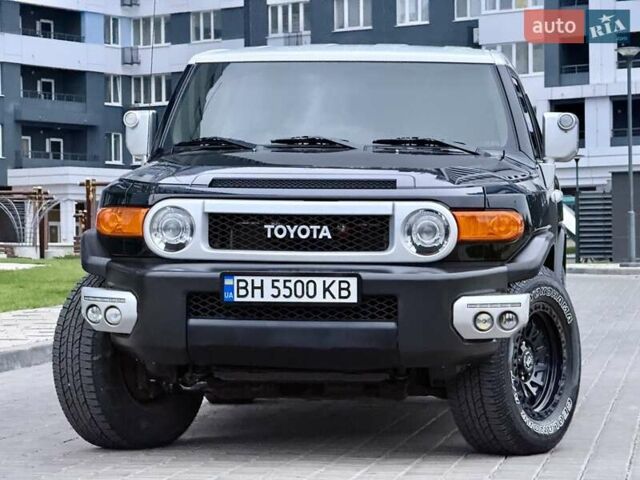 Черный Тойота ФЖ Крузер, объемом двигателя 4 л и пробегом 137 тыс. км за 40900 $, фото 19 на Automoto.ua