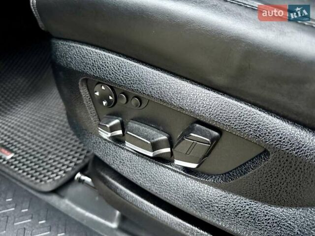 Черный Тойота ФЖ Крузер, объемом двигателя 4 л и пробегом 137 тыс. км за 40900 $, фото 45 на Automoto.ua