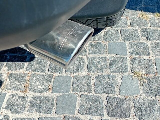 Красный Тойота ФЖ Крузер, объемом двигателя 4 л и пробегом 245 тыс. км за 19500 $, фото 5 на Automoto.ua