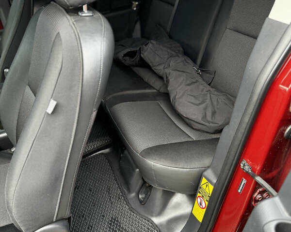 Червоний Тойота ФЖ Крузер, об'ємом двигуна 3.96 л та пробігом 193 тис. км за 29300 $, фото 9 на Automoto.ua