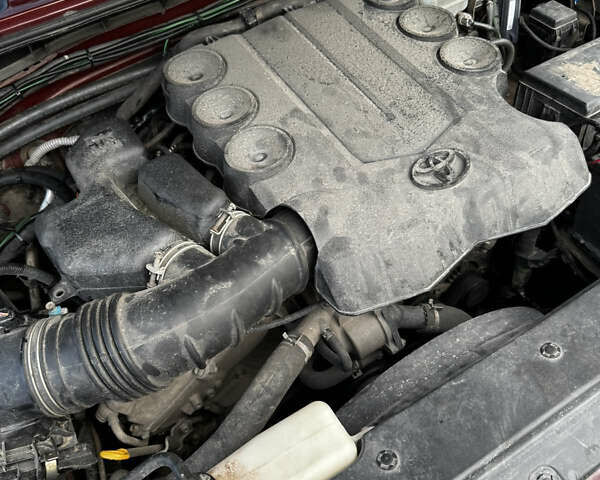 Червоний Тойота ФЖ Крузер, об'ємом двигуна 3.96 л та пробігом 193 тис. км за 29300 $, фото 10 на Automoto.ua