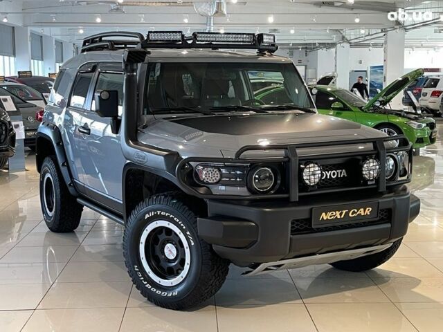 Тойота ФЖ Крузер, объемом двигателя 0 л и пробегом 57 тыс. км за 34600 $, фото 4 на Automoto.ua