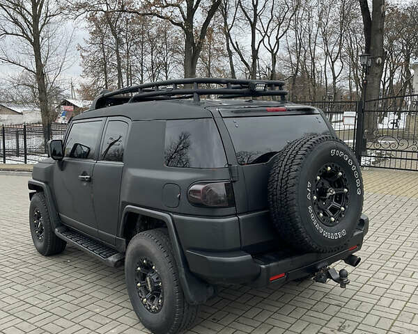 Тойота ФЖ Крузер, об'ємом двигуна 4 л та пробігом 115 тис. км за 29999 $, фото 5 на Automoto.ua