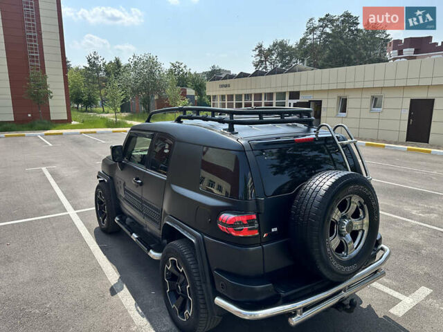 Желтый Тойота ФЖ Крузер, объемом двигателя 3.96 л и пробегом 161 тыс. км за 25900 $, фото 8 на Automoto.ua