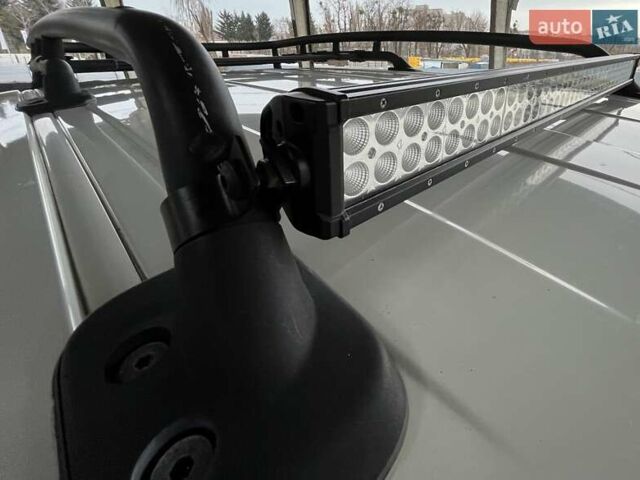 Серый Тойота ФЖ Крузер, объемом двигателя 3.96 л и пробегом 271 тыс. км за 26099 $, фото 45 на Automoto.ua