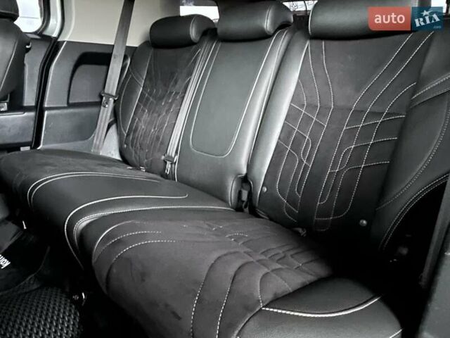 Серый Тойота ФЖ Крузер, объемом двигателя 3.96 л и пробегом 271 тыс. км за 26099 $, фото 21 на Automoto.ua