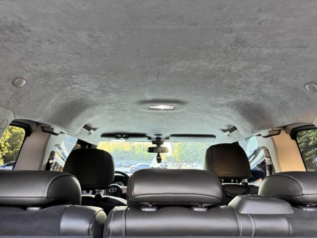 Серый Тойота ФЖ Крузер, объемом двигателя 4 л и пробегом 296 тыс. км за 24900 $, фото 4 на Automoto.ua