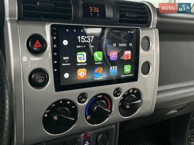 Серый Тойота ФЖ Крузер, объемом двигателя 3.96 л и пробегом 271 тыс. км за 26099 $, фото 34 на Automoto.ua