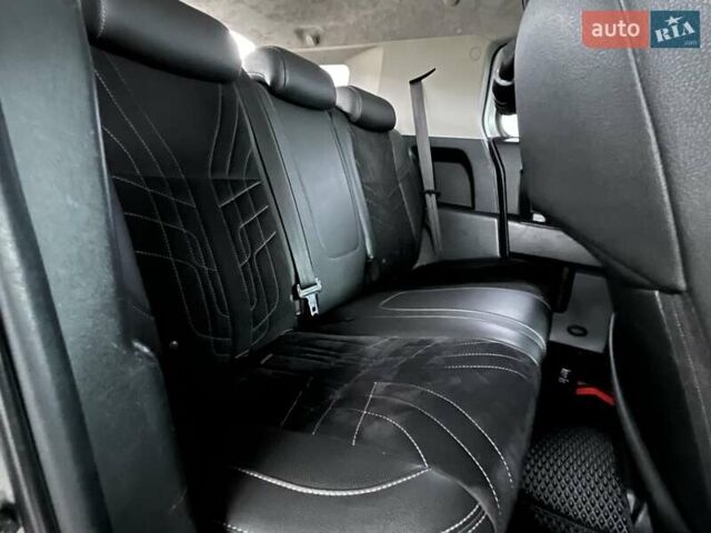 Серый Тойота ФЖ Крузер, объемом двигателя 3.96 л и пробегом 271 тыс. км за 26099 $, фото 23 на Automoto.ua