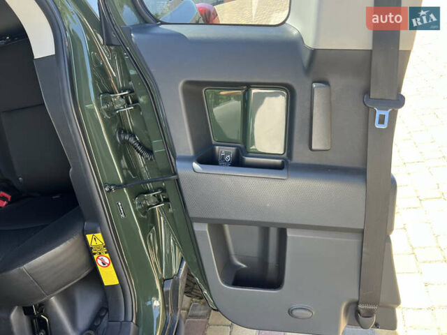 Зеленый Тойота ФЖ Крузер, объемом двигателя 3.96 л и пробегом 145 тыс. км за 27900 $, фото 19 на Automoto.ua