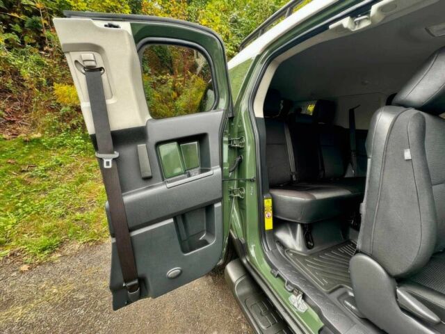 Зеленый Тойота ФЖ Крузер, объемом двигателя 4 л и пробегом 83 тыс. км за 4500 $, фото 12 на Automoto.ua