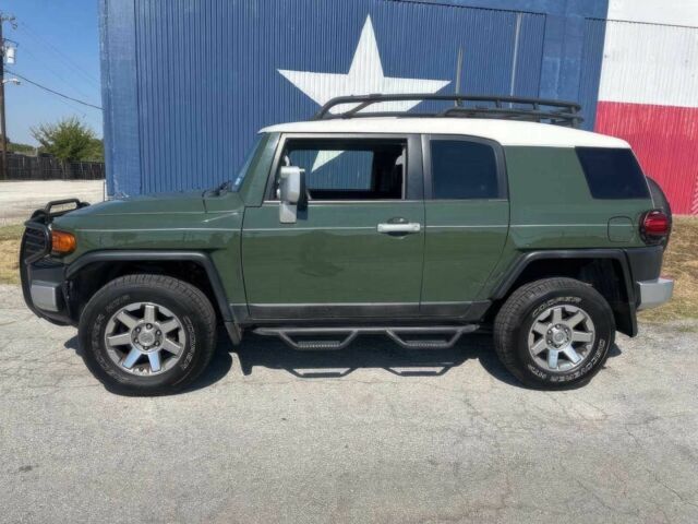 Зелений Тойота ФЖ Крузер, об'ємом двигуна 4 л та пробігом 87 тис. км за 8700 $, фото 4 на Automoto.ua