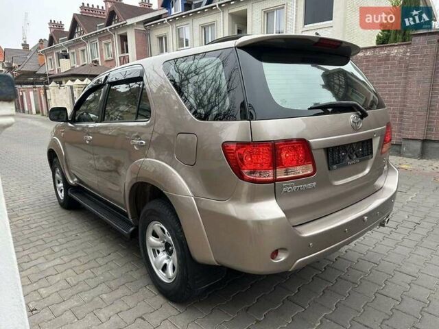Бежевий Тойота Фортунер, об'ємом двигуна 2.7 л та пробігом 178 тис. км за 11300 $, фото 7 на Automoto.ua