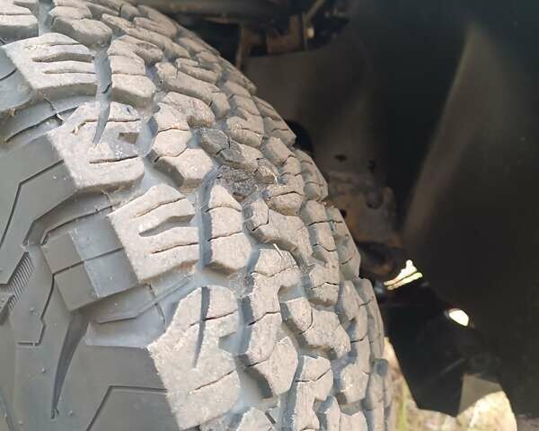 Тойота Фортунер 2005 у Лебедине на Automoto.ua Чорний Тойота Фортунер, об'ємом двигуна 4 л та пробігом 232 тис. км за 11700 $, фото 21 на Automoto.ua