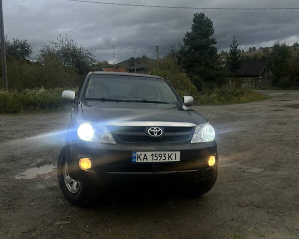 Тойота Фортунер 2006 в Рахове на Automoto.ua Черный Тойота Фортунер, объемом двигателя 2.69 л и пробегом 290 тыс. км за 12200 $, фото 2 на Automoto.ua