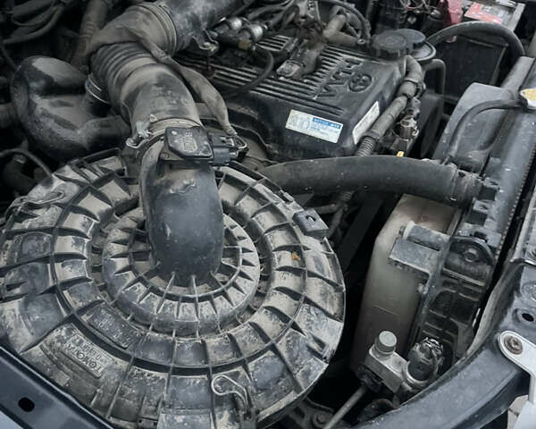 Черный Тойота Фортунер, объемом двигателя 2.7 л и пробегом 351 тыс. км за 12700 $, фото 27 на Automoto.ua