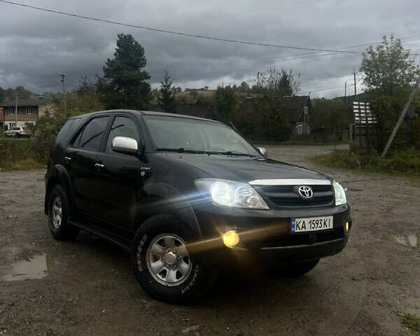 Тойота Фортунер 2006 в Рахове на Automoto.ua Черный Тойота Фортунер, объемом двигателя 2.69 л и пробегом 290 тыс. км за 12200 $, фото 1 на Automoto.ua