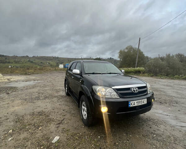 Тойота Фортунер 2006 в Рахове на Automoto.ua Черный Тойота Фортунер, объемом двигателя 2.69 л и пробегом 290 тыс. км за 12200 $, фото 9 на Automoto.ua