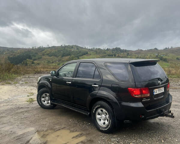 Тойота Фортунер 2006 в Рахове на Automoto.ua Черный Тойота Фортунер, объемом двигателя 2.69 л и пробегом 290 тыс. км за 12200 $, фото 3 на Automoto.ua