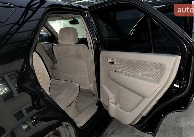 Черный Тойота Фортунер, объемом двигателя 2.7 л и пробегом 205 тыс. км за 11500 $, фото 10 на Automoto.ua