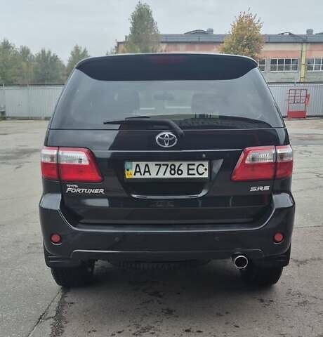 Черный Тойота Фортунер, объемом двигателя 2.7 л и пробегом 190 тыс. км за 15000 $, фото 7 на Automoto.ua