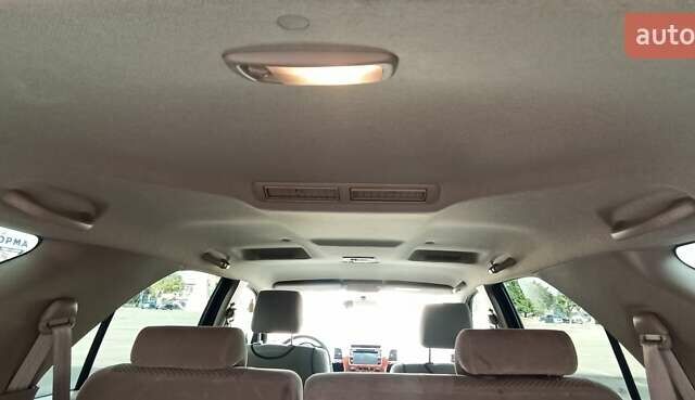 Черный Тойота Фортунер, объемом двигателя 2.7 л и пробегом 186 тыс. км за 15500 $, фото 18 на Automoto.ua