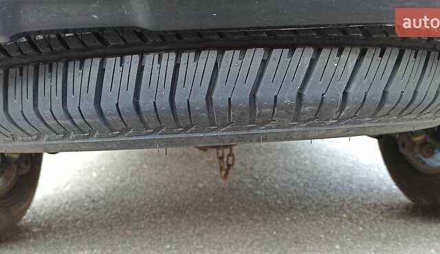 Черный Тойота Фортунер, объемом двигателя 2.7 л и пробегом 186 тыс. км за 15500 $, фото 31 на Automoto.ua