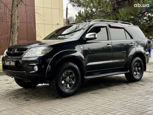 Тойота Фортунер, об'ємом двигуна 0 л та пробігом 210 тис. км за 11500 $, фото 2 на Automoto.ua
