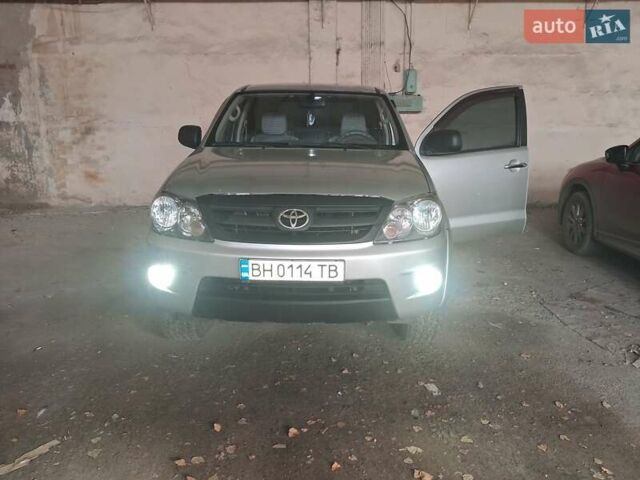 Сірий Тойота Фортунер, об'ємом двигуна 2.69 л та пробігом 360 тис. км за 8500 $, фото 10 на Automoto.ua