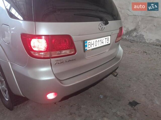 Сірий Тойота Фортунер, об'ємом двигуна 2.69 л та пробігом 360 тис. км за 8500 $, фото 11 на Automoto.ua