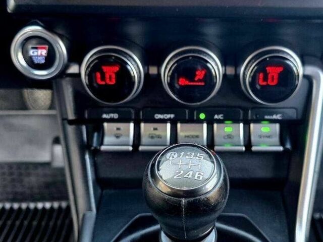 Синий Тойота ГТ 86, объемом двигателя 2.4 л и пробегом 26 тыс. км за 8800 $, фото 14 на Automoto.ua