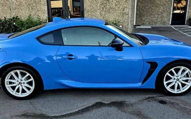 Синий Тойота ГТ 86, объемом двигателя 2.4 л и пробегом 26 тыс. км за 8800 $, фото 5 на Automoto.ua