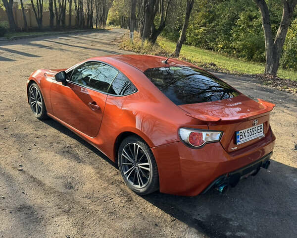 Оранжевый Тойота ГТ 86, объемом двигателя 2 л и пробегом 74 тыс. км за 13850 $, фото 1 на Automoto.ua