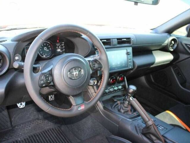 Оранжевый Тойота ГТ 86, объемом двигателя 2.4 л и пробегом 2 тыс. км за 10000 $, фото 11 на Automoto.ua