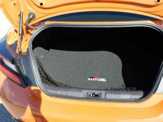 Оранжевый Тойота ГТ 86, объемом двигателя 2.4 л и пробегом 2 тыс. км за 10000 $, фото 21 на Automoto.ua