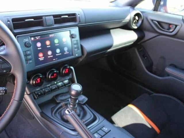 Оранжевый Тойота ГТ 86, объемом двигателя 2.4 л и пробегом 2 тыс. км за 10000 $, фото 13 на Automoto.ua