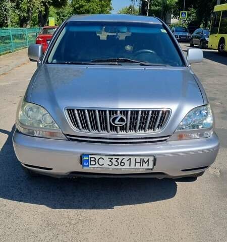 Сірий Тойота Харріер, об'ємом двигуна 3 л та пробігом 243 тис. км за 9500 $, фото 4 на Automoto.ua