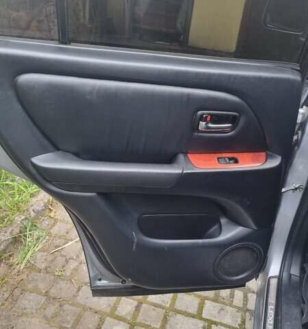 Сірий Тойота Харріер, об'ємом двигуна 3 л та пробігом 243 тис. км за 9500 $, фото 16 на Automoto.ua