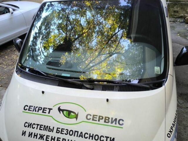 Тойота Хіасє 2006 у Одесі на Automoto.ua Білий Тойота Хіасє, об'ємом двигуна 2.5 л та пробігом 380 тис. км за 8500 $, фото 3 на Automoto.ua