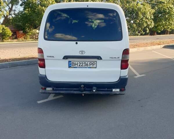 Тойота Хиасе 1998 в Одессе на Automoto.ua Белый Тойота Хиасе, объемом двигателя 2.45 л и пробегом 520 тыс. км за 4500 $, фото 6 на Automoto.ua