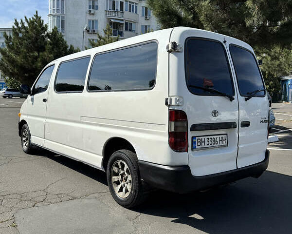 Белый Тойота Хиасе, объемом двигателя 2.45 л и пробегом 300 тыс. км за 4799 $, фото 10 на Automoto.ua
