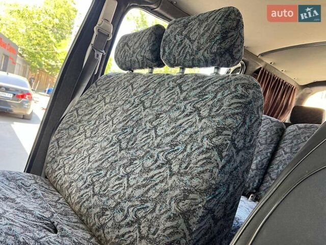 Белый Тойота Хиасе, объемом двигателя 2.4 л и пробегом 213 тыс. км за 5100 $, фото 13 на Automoto.ua